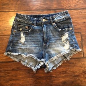 H&M Jean Shorts (Size 4) - Mid Rise